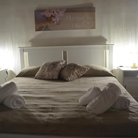 Il Cigno Reale - White - Leasing Tuoristic Ragusa Vakantiehuis Chiaramonte Gulfi