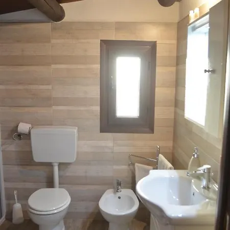 Il Cigno Reale - White - Leasing Tuoristic Ragusa *